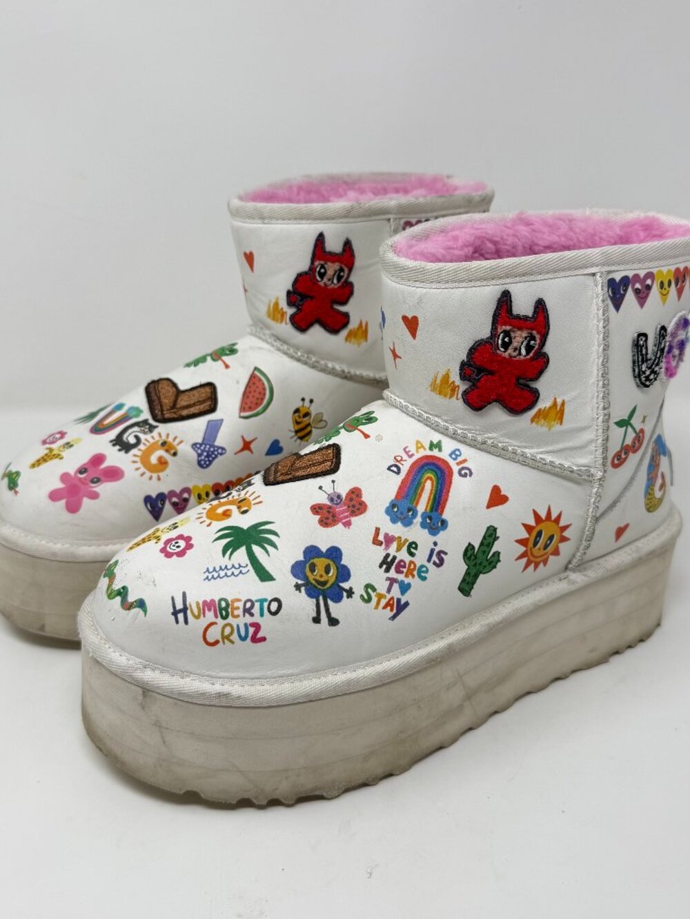 UGG Humberto Cruz Women's 8 Graphic Print Cartoon Platform Ankle Boot Shearling
